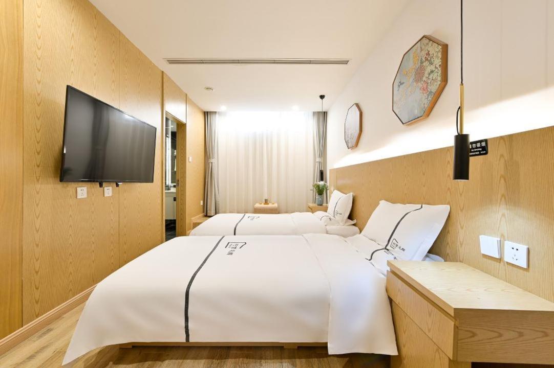 Xingshe Alley Courtyard Hotel Beijing Wangfujing Forbidden City Branch - Breakfast Included & English Speaking Reception & Free Wifi And Laundry Room & Hutong Culture & Cat-Keeping & Flower-Growing Terrace & One Day Tour Service & Free Coffee Ngoại thất bức ảnh